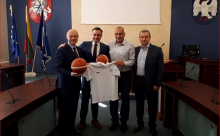 Jonavos rajono meras palinkėjo "Sintek-Jonavos" klubui atrakinti duris į LKL